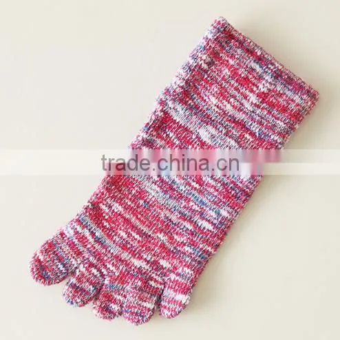 Hot Sale Japanese OEM Best Quality Custom Design Young Girls Injinji Winter Bulk Cotton Rainbow Toe Socks
