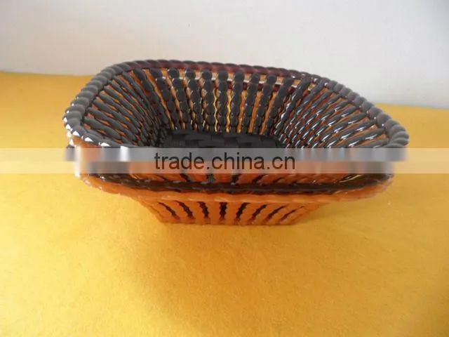 Plastic fruit plate