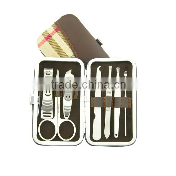 Wholesale high quality nail care kit stainless steel manicure set porable metal manicure kit nail clipper 12pcs/set