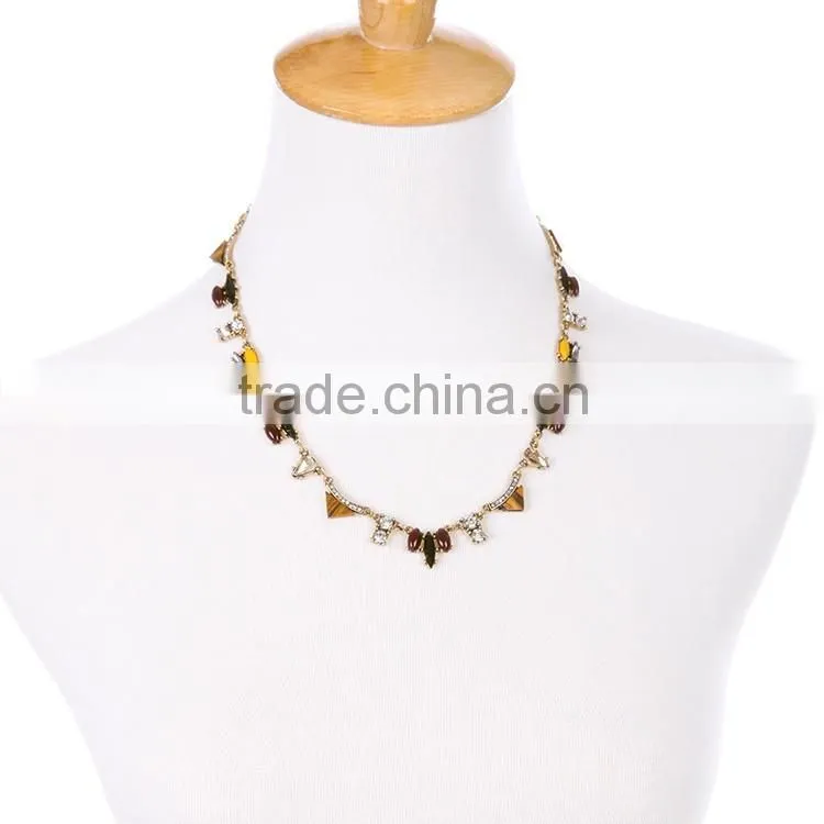 Cheap Wholesale Jewelry 2016 Latest Design Vintage Crystal Necklace for Women