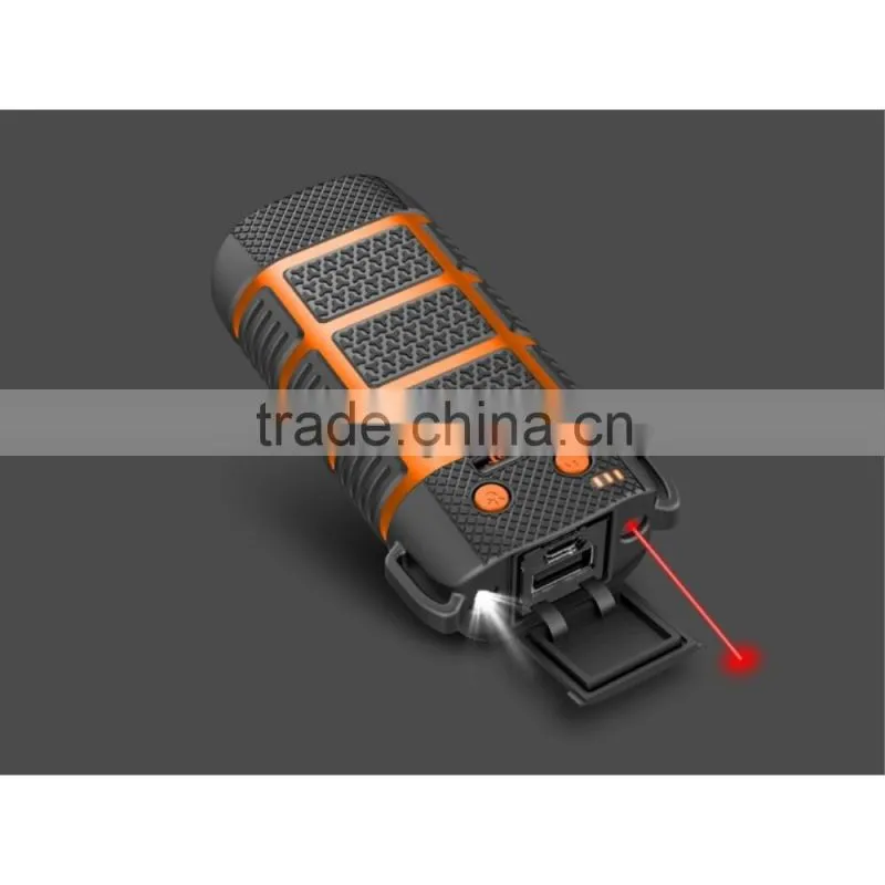 Green Cager WP10 5600mAh Waterproof Dustproof Drop-resistant Mobile Charger Built-in Laser Pointer & SOS Signal Light