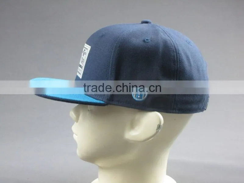 Custom high quality 6- panel snapback hat with woven badge