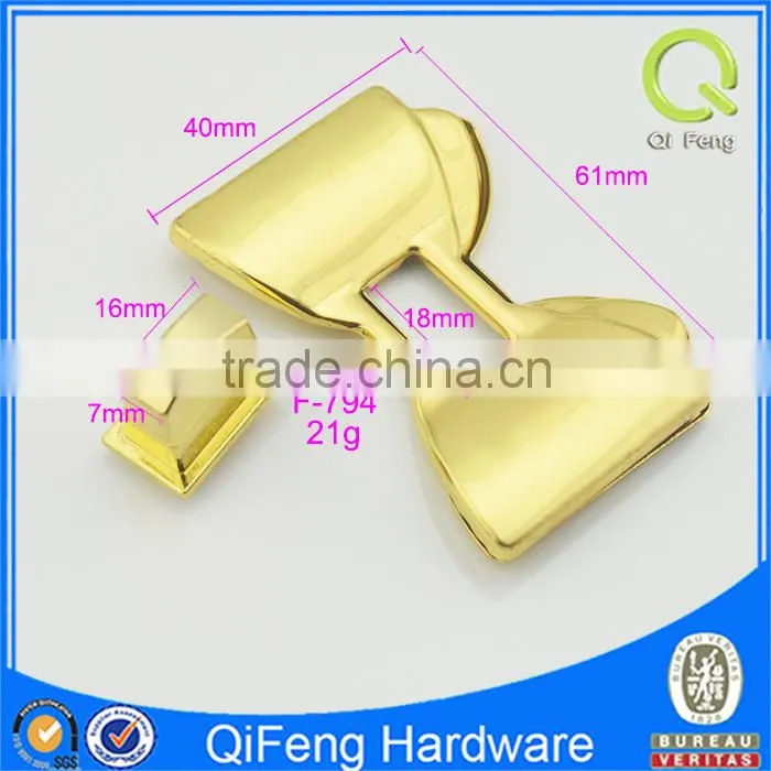 Q-3319 custom metal tag shineing gold color
