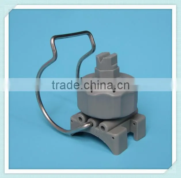 Adjustable ball water spray clip clamp nozzle