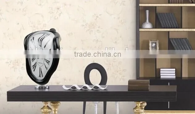2015 the newest quartz clock melting clock novelty home decor clock art clock shelve clock melting shelf clock