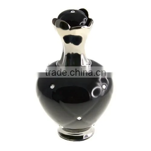 Porcelain Elegant and Shinny Black Vase with crystals from swarovski