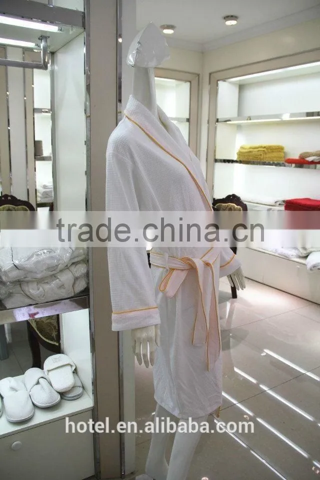 Chinese Products Waffle Bath Robe With Embroidery Logo
