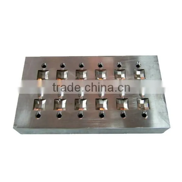 Made by Japan machine custom high quality metal stamping mold design
