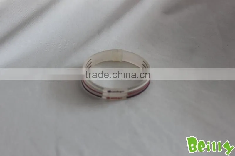 2013 the best-selling high quality fashion custom design silicon sports bracelet
