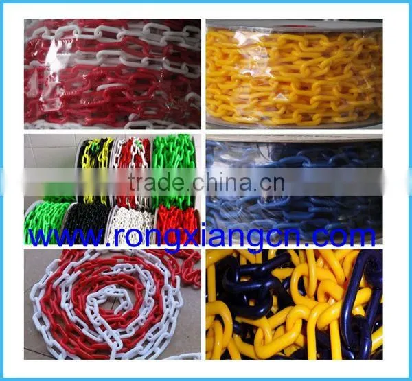 Red and White coloured decorative plastic chain
