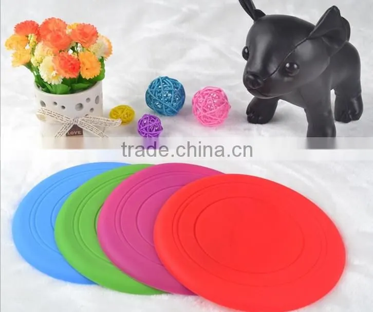 Comfortable pet toy silicone dog frisbee