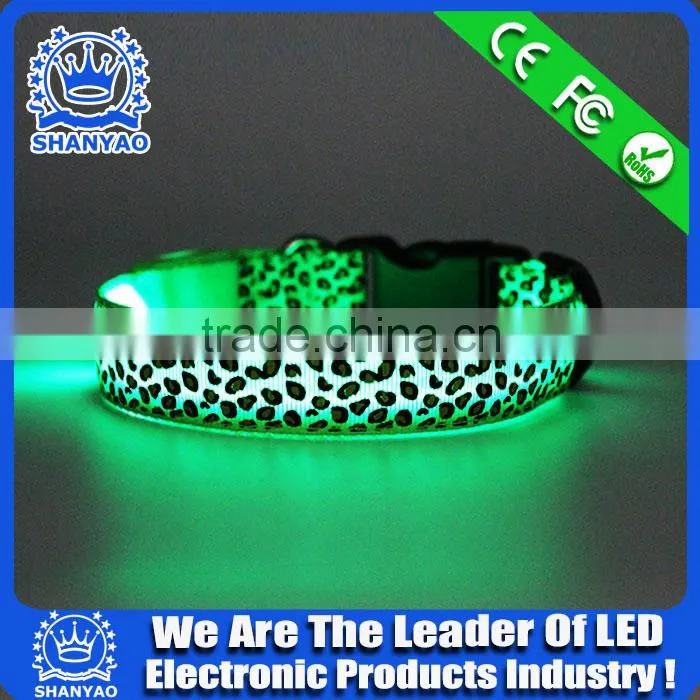 2015 Hot Selling Christmas LED Plastic Pet Collar With Leopard