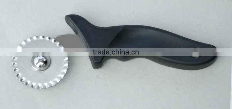 4 inch 2.5 inch pizza wheel cutters professional