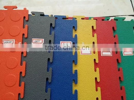 2016 quality plastic floor tiles for garage area
