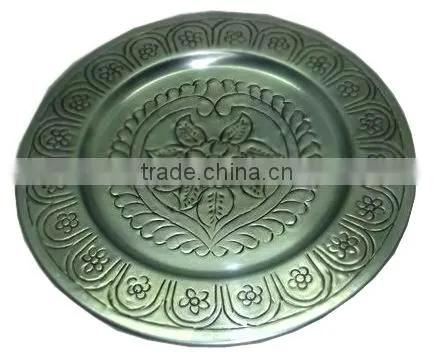Newly Design Tableware Embossed Charger Metal Plate