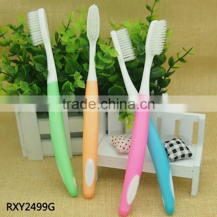Dupont nylon rounded bristle Long rubber handle adult toothbrush