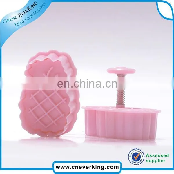 special deisgn pink color safety cookie cutter