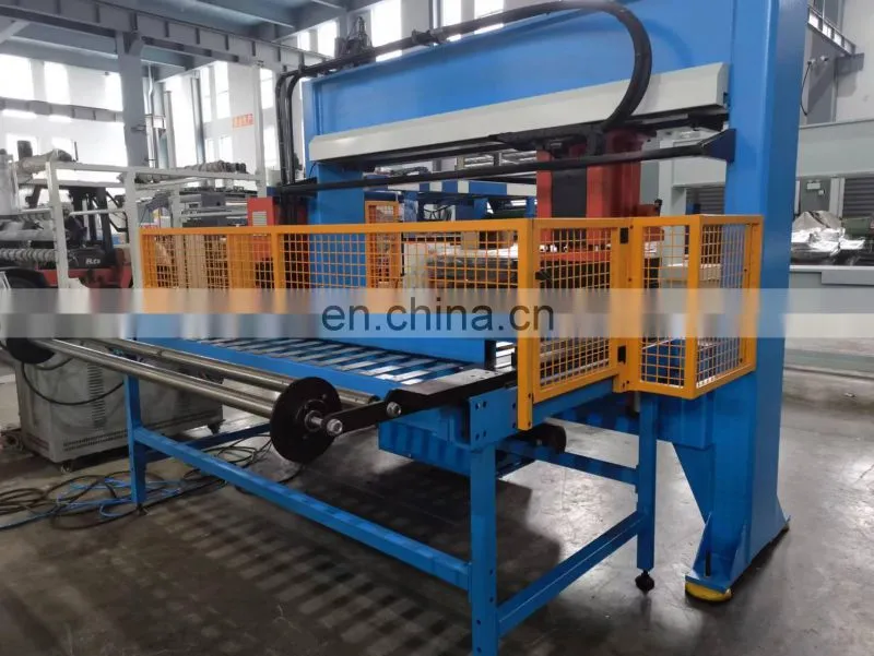 Automatic Travel Head Cutting Machine for shoe material/sandpaper