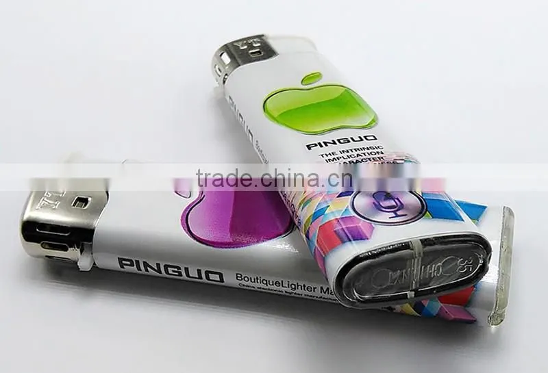 2016 Good quality colored customized cricket lighter