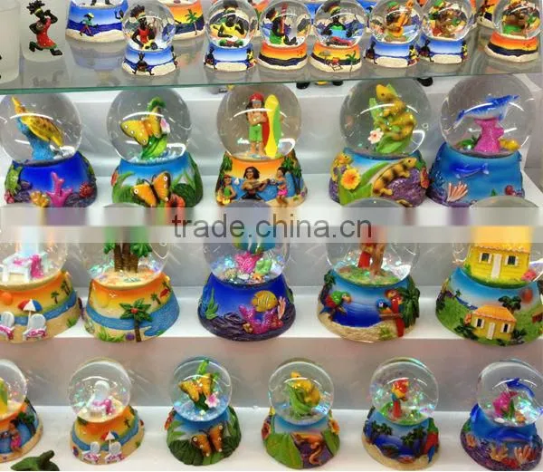 Promotion gift resin snow globe