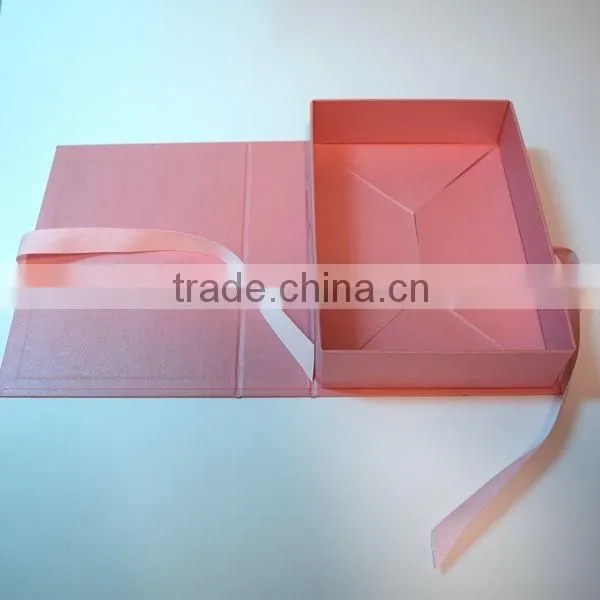 High end beautiful pink flat folding paper gift box