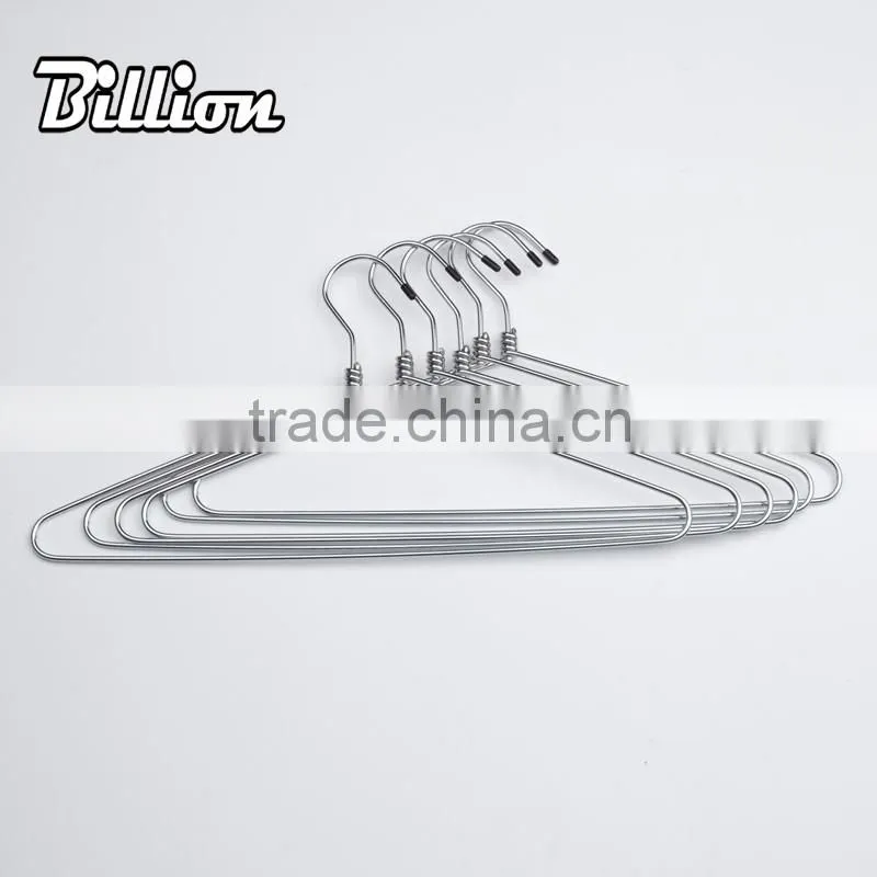 Wholesale fashion simple style Wire Hanger metal hooks for clothes hanger