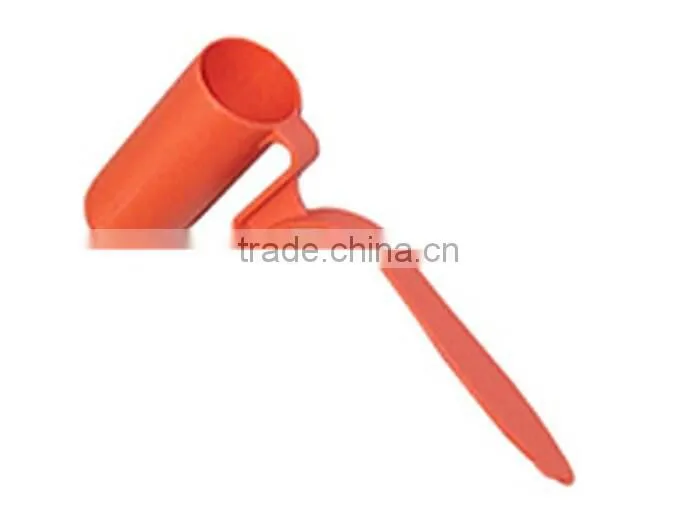 Spoon Shape Plastic Tea Infuser Strainer Herbal Spices Leaf Teaspoon Filter
