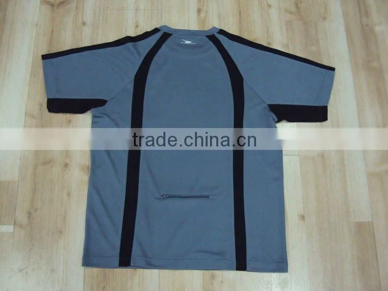 Mens Fitness Top, Mens Slim Fit t-shirt, Men t-shirt with Rund Nck