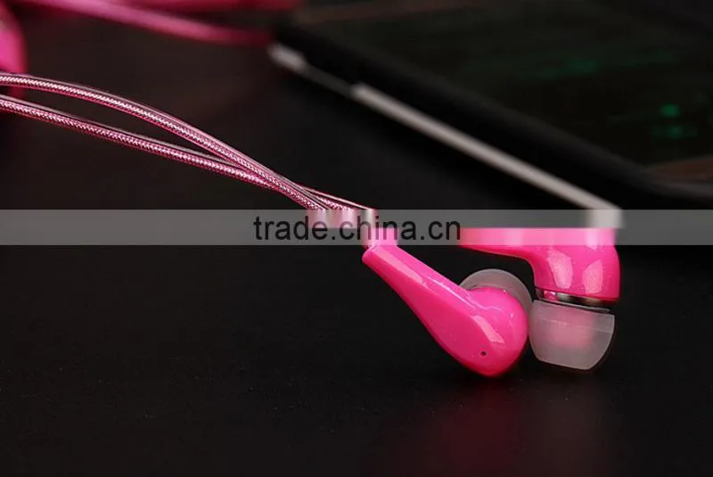New! 2016 Sport Visible Flowing LED Flash Light Stereo Glow Earphone Headphone Headset Earbud With Microphone for Mobile phone