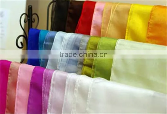 China supplier Useful Plastic disposable paper table runner