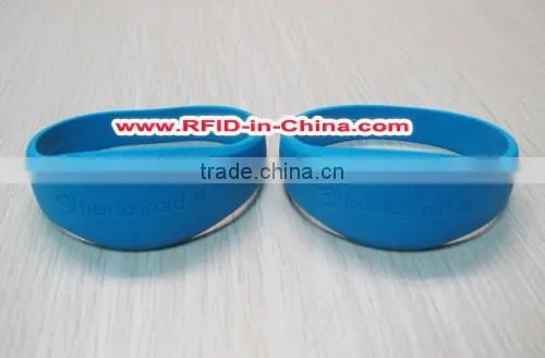 Wholesale 13.56MHz Festival Silicone RFID Bracelet for Events