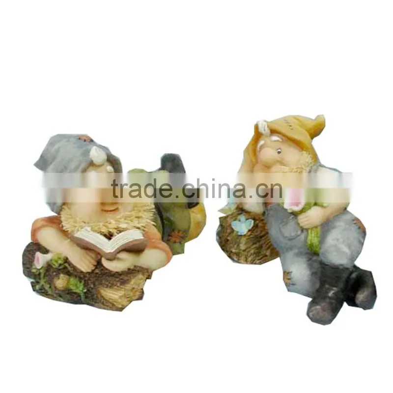 Polyresin garden gnomes