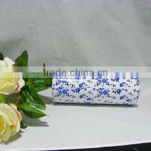 home decoration blue and white pottery vase