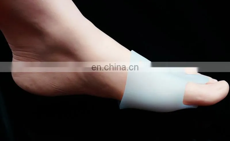 Silicone toe braces, adult protective sleeve blackmailed thumb valgus anti separator toes cover#FZT-09