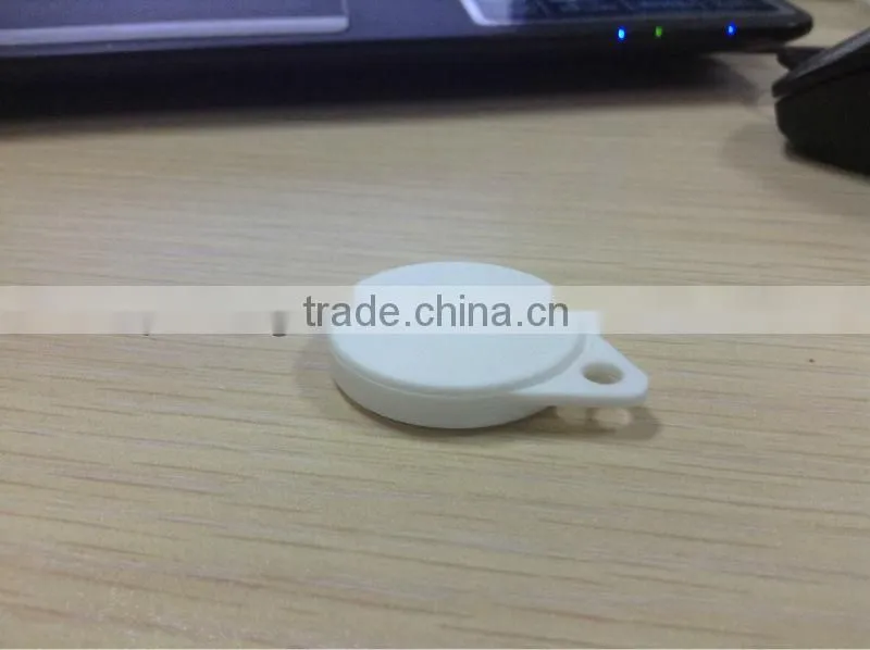 2013 New arrival Bluetooth 4.0 Anti-Lost Bluetooth BLE Sticker