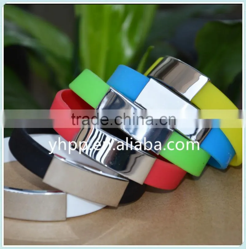 Custom Design Candy Colour Fshion Silicon Wristband Bracelet With Stainless Steel Ornament Piece