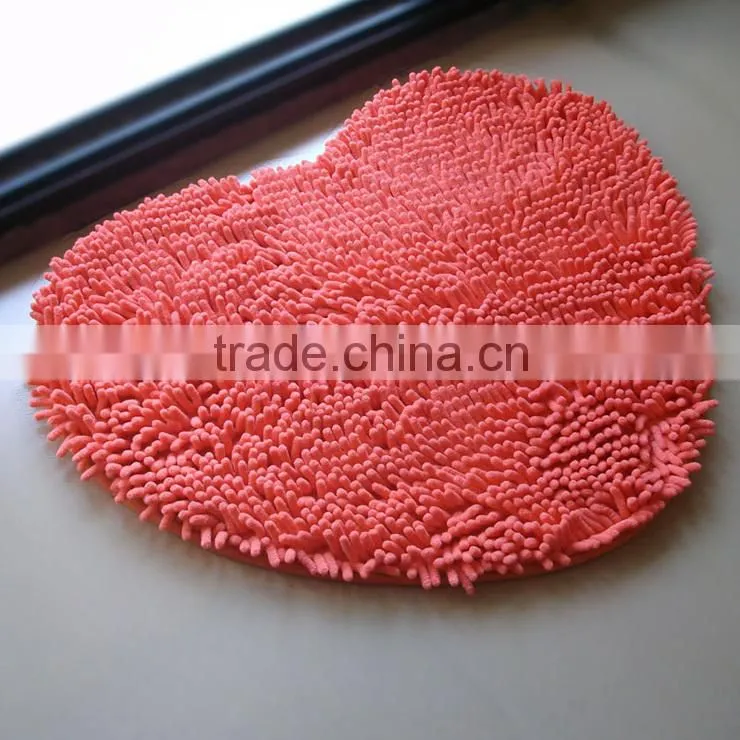 Microfiber heart shape bedroom mat