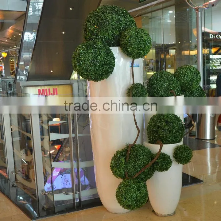 Giant round modern flower pot