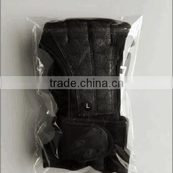 Neoprene Swimming Surfing Diving Webbed Sport Gloves