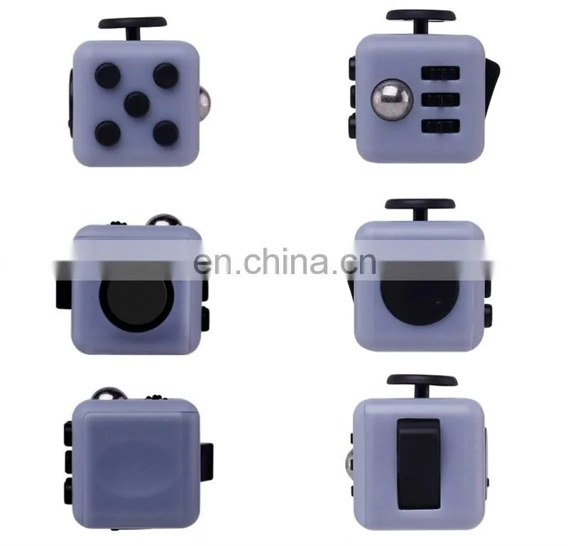 Hand Reduced pressure novelty toy magic fidget cube