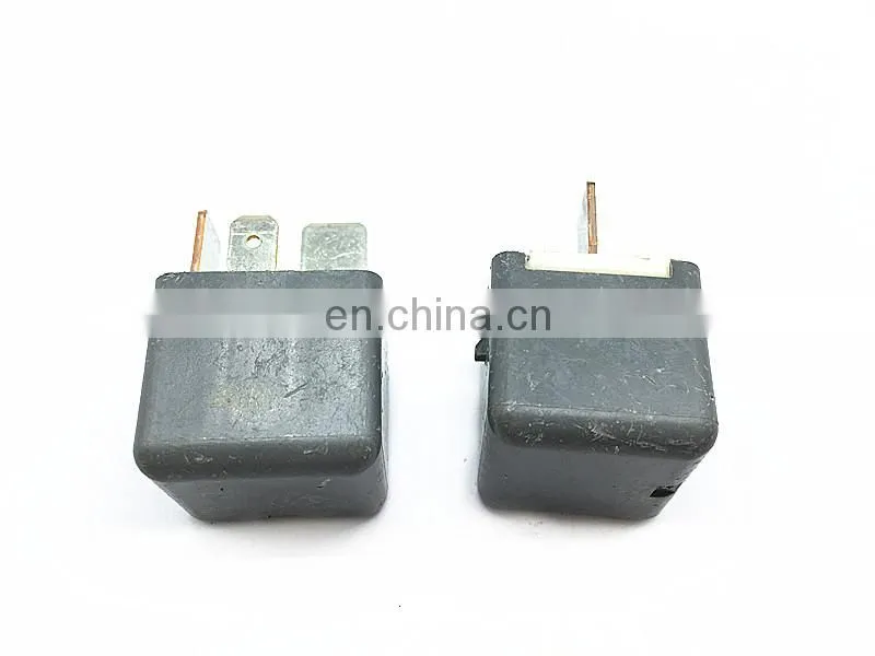 Auto Relay For To-yota Landcruiser Le-xus IS350 IS250 IS220 GS300 GS430 RX300 RX400 OEM 90987-02025 156700-2540