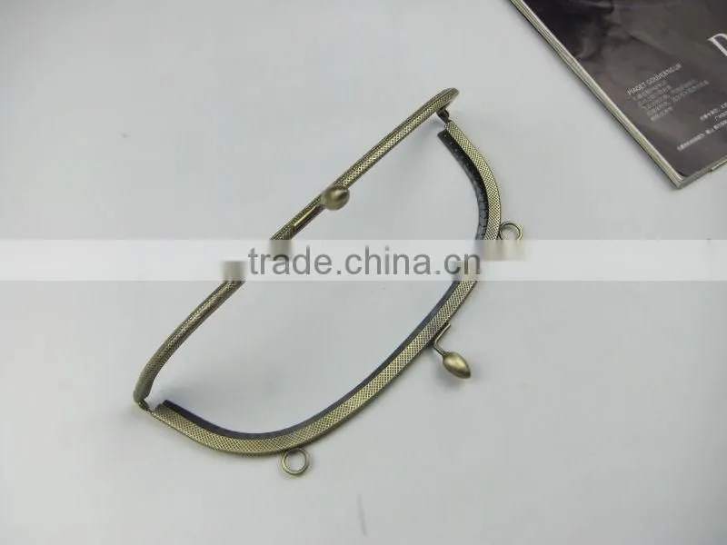 2014 NEW!Antique Brass DIY Metal Sewing Purse Frame DIY Purse Frame With Kiss Lock