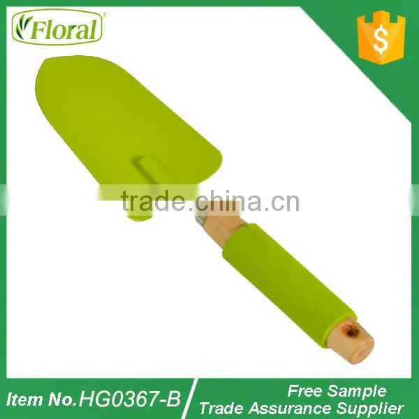 wooden handle foam grip garden transplanter