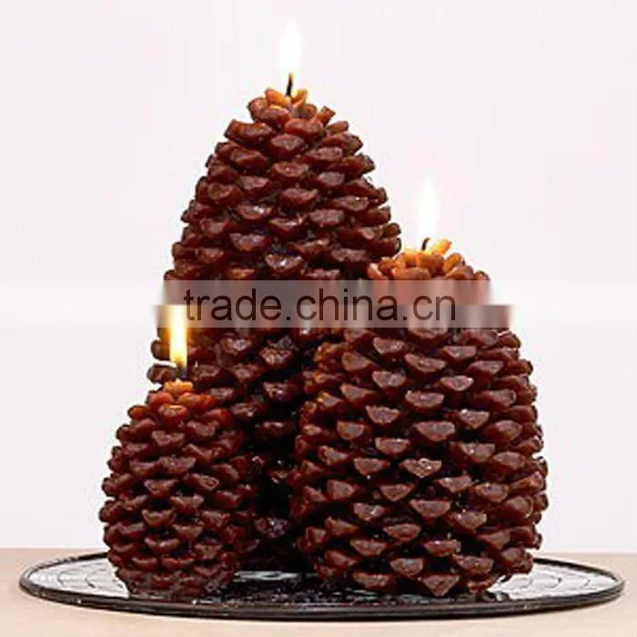Christmas Pinecone Candle