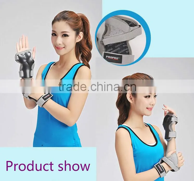 Wrist Palm Safety Gear WRIST GUARDS For Roller Derby Skateboard