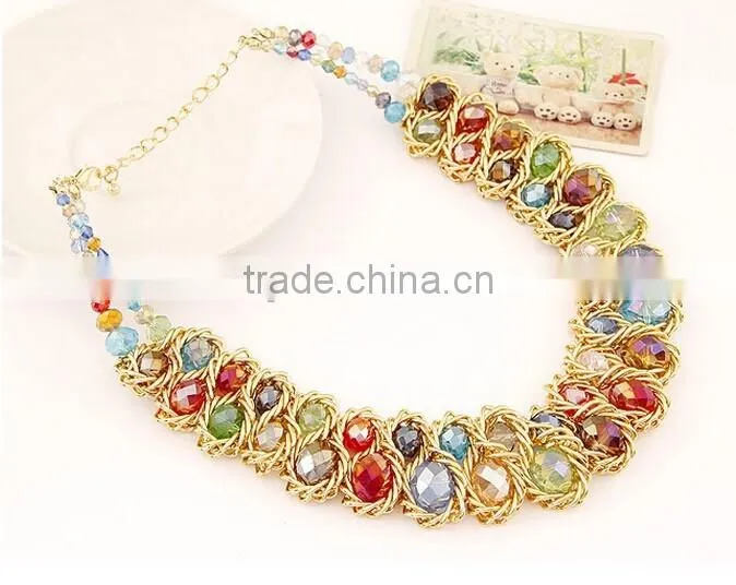 Alibaba China Jewelry Best Selling American Popular Shining Exquisite Crystal Alloy Charm Gold Statement Necklace in Stock