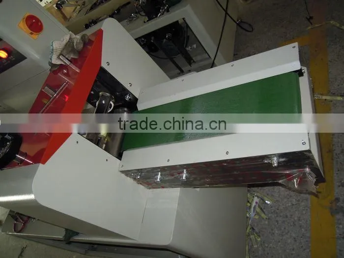Automatic packing machine/ food packing machine/ pillow packing machine