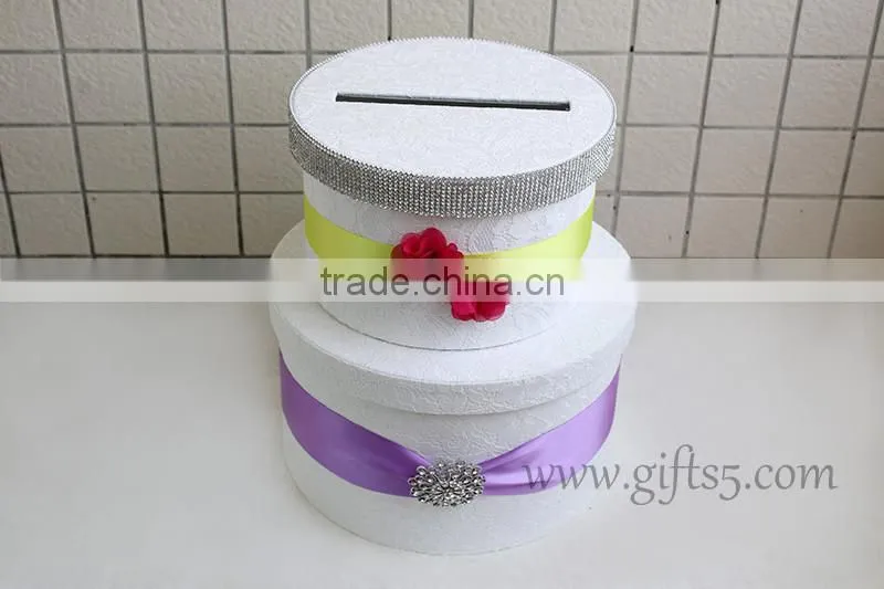 Elegant handmade round white wedding card box with red flowers