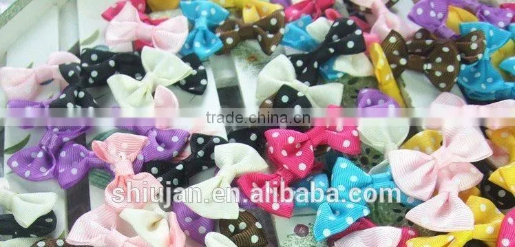 Hand-made garment accessory ribbon bow
