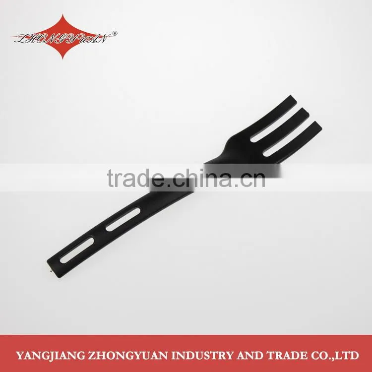 New as seen on tv products 2014 plastic nylon mini spoon with hole black handle